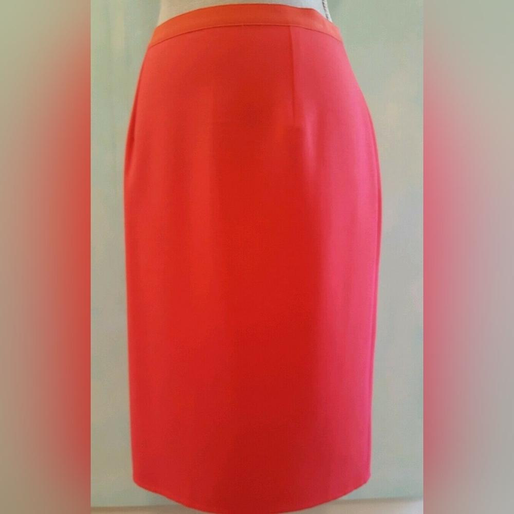□$4,000 OSCAR DE LA RENTA BEAUTIFUL RUFFLE ROSE RED WOOL SKIRT SUIT US 6 - Picture 4 of 13